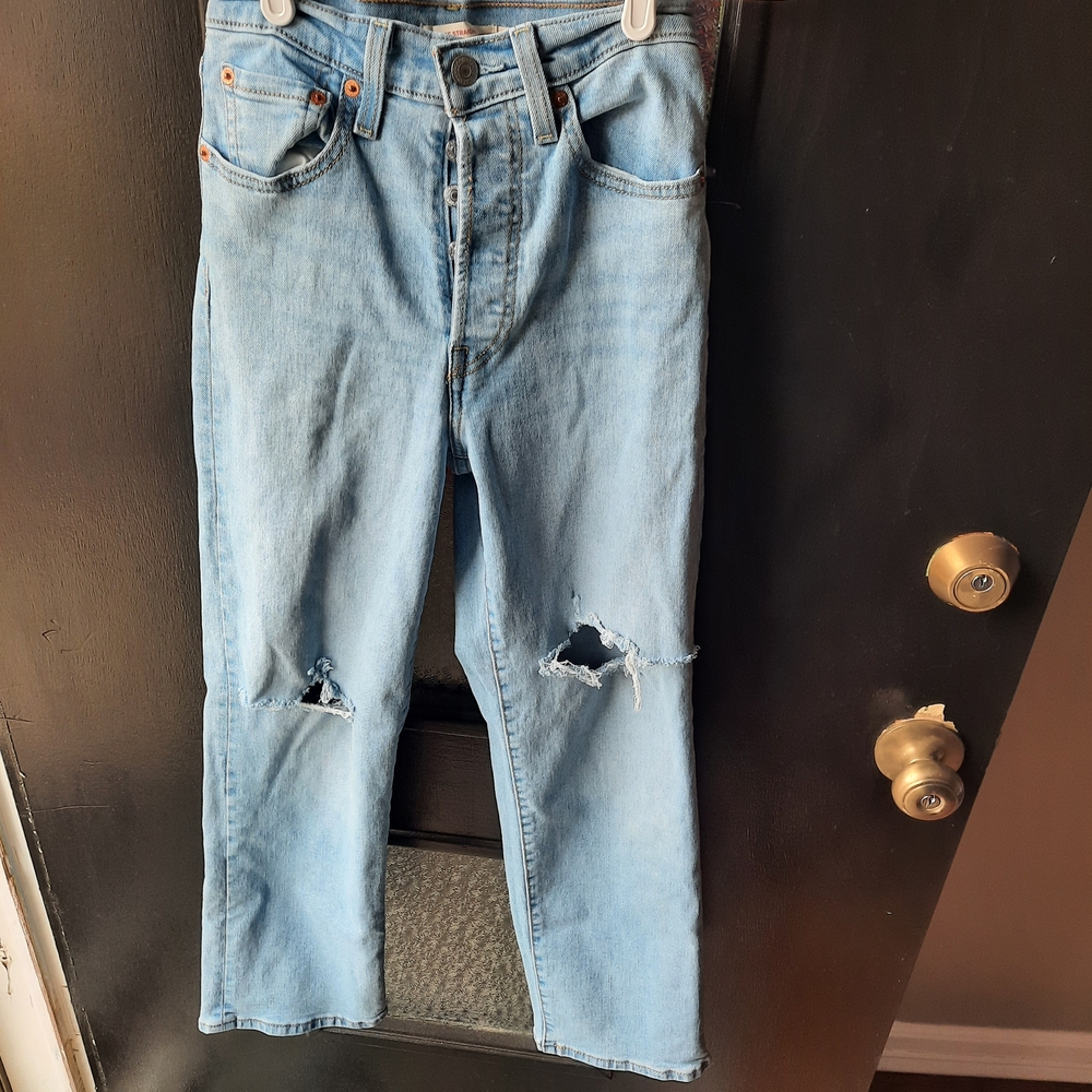 Women's Levi Ribcage Straight Ankle Light Blue Size 24